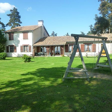 Auberge Les Volpilieres Ruynes-en-Margeride Exterior foto